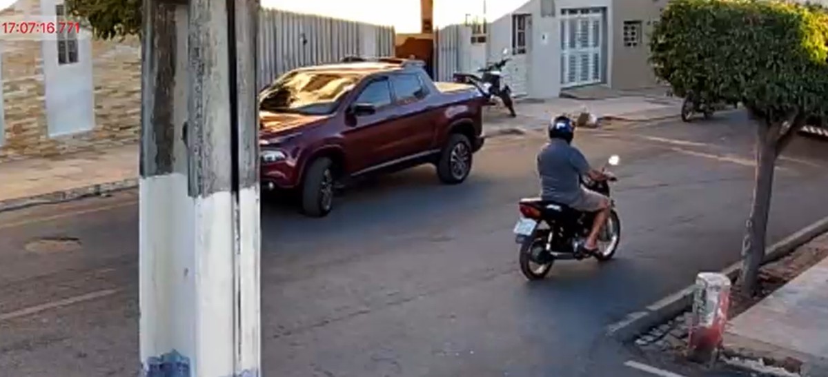 Mulher é presa suspeita de atropelar e matar cachorro no Sertão da Paraíba