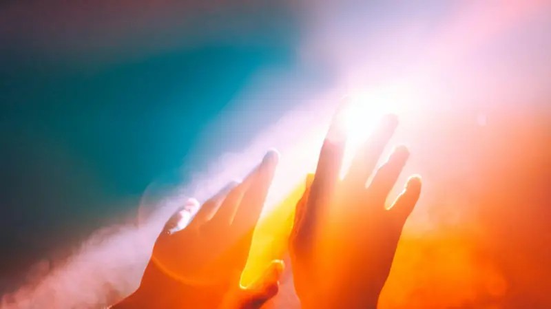 Qual a luz mais antiga do Universo que já observamos