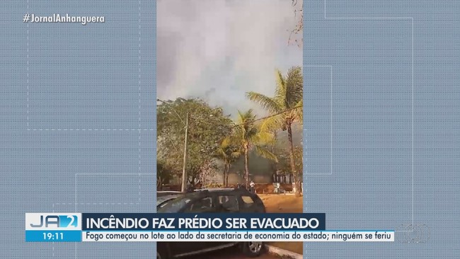 Incndio, ao lado da Secretaria Estadual de Economia, faz o prdio ser evacuado