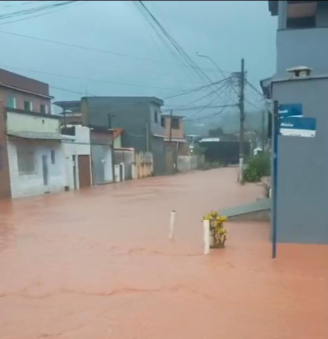 Chuva provoca transtornos em Paraíba do Sul e Volta Redonda