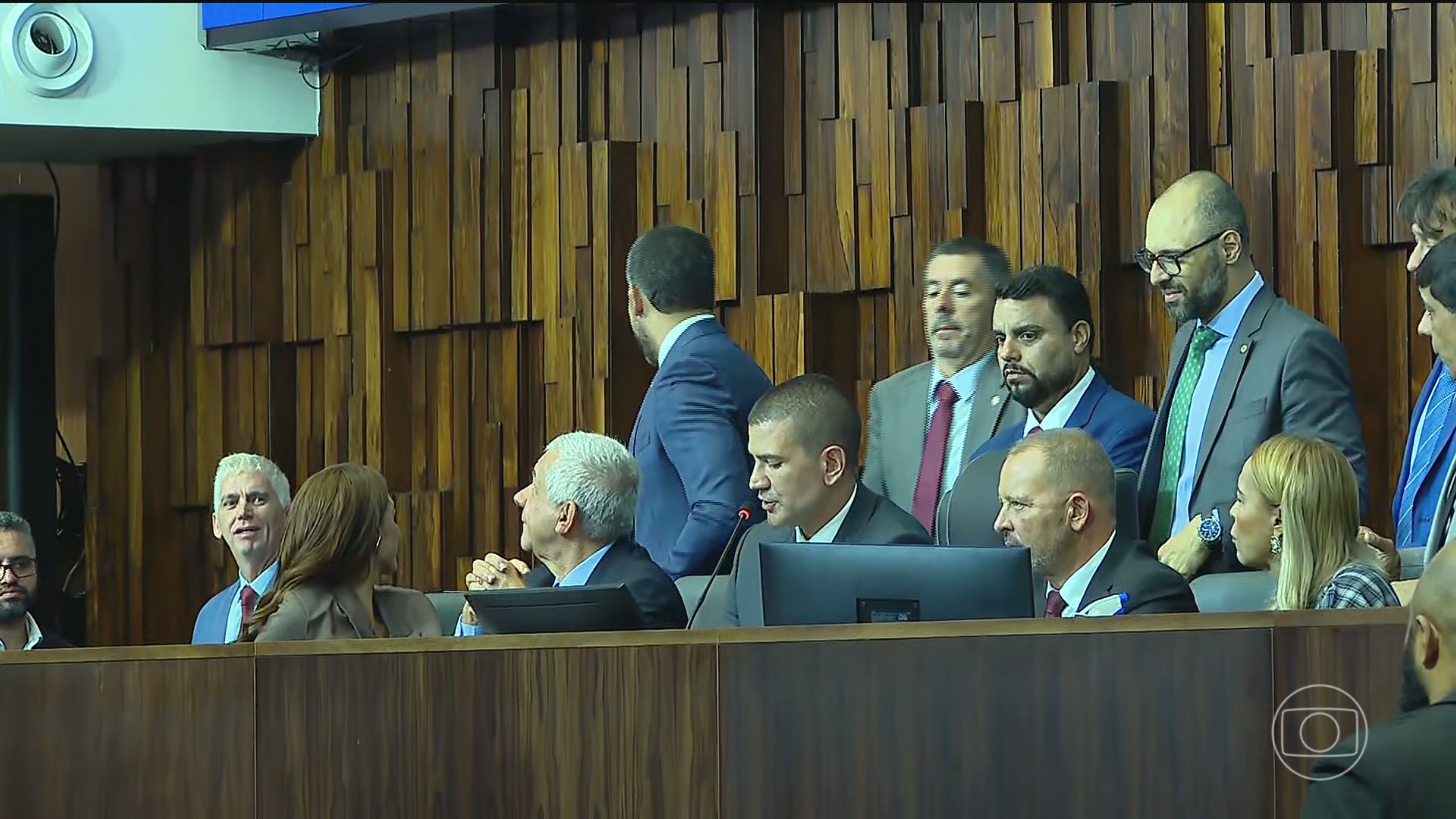 Nova votação elege Douglas Ruas, do PL, presidente da Alerj