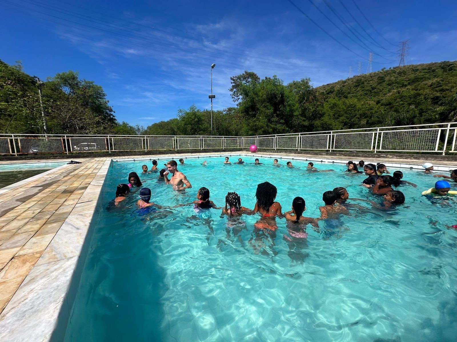 Prefeitura do Rio abre nesta terça inscrições para colônia de férias; veja lista de lugares com atividades