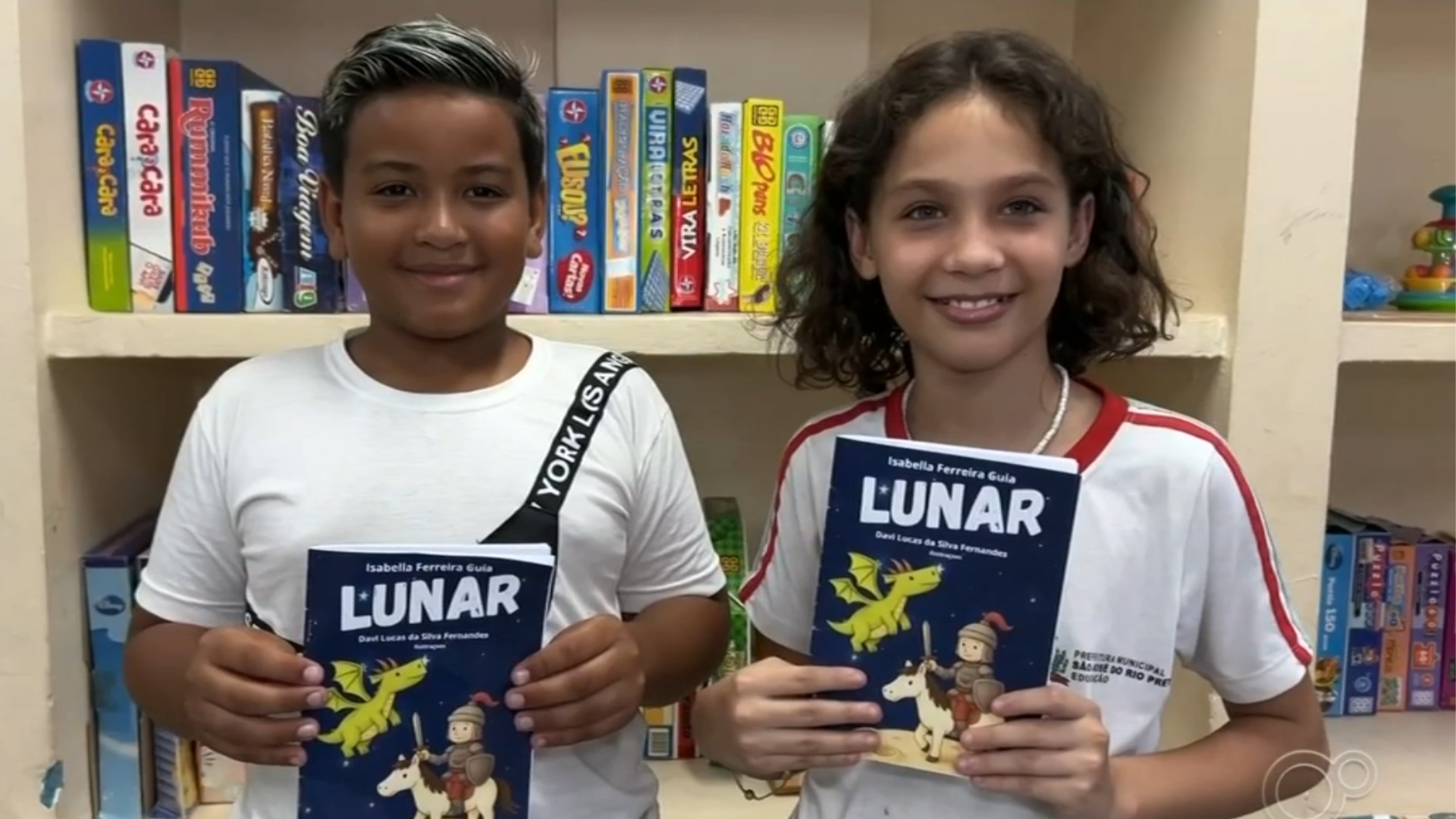 Alunos de escola municipal viram autores de livros: 'Foi uma surpresa', diz criança