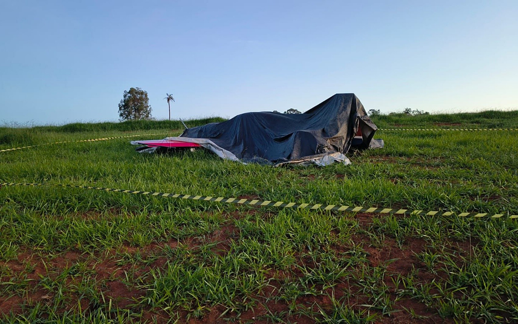 Avião de pequeno porte faz pouso forçado em Guaxupé