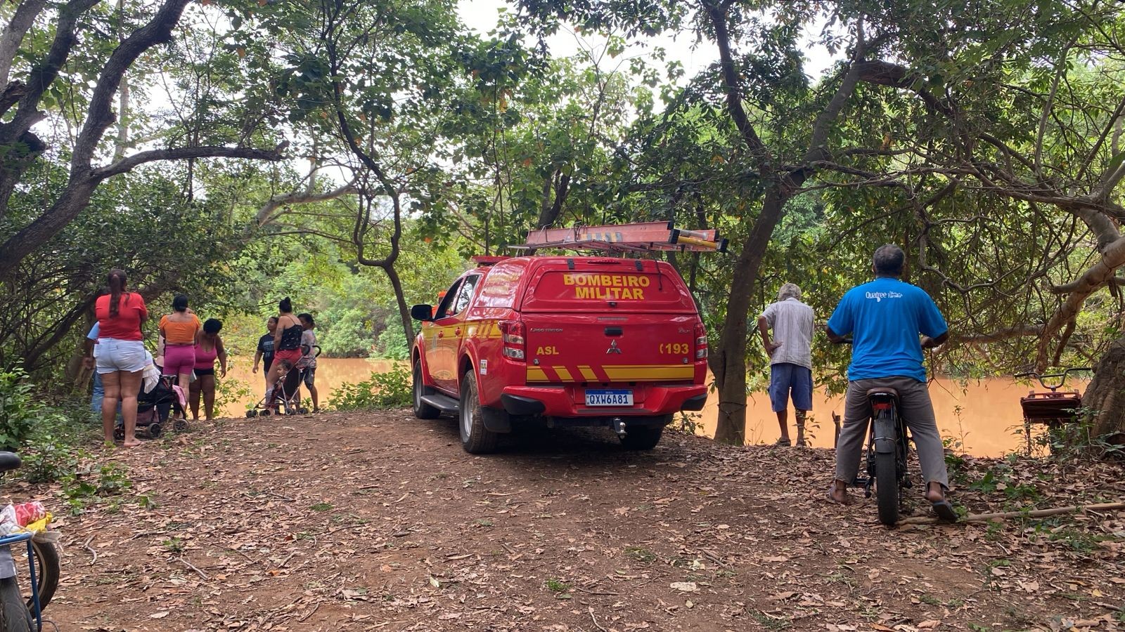 Corpo de adolescente que desapareceu após escorregar em pedra é encontrado no Rio Doce