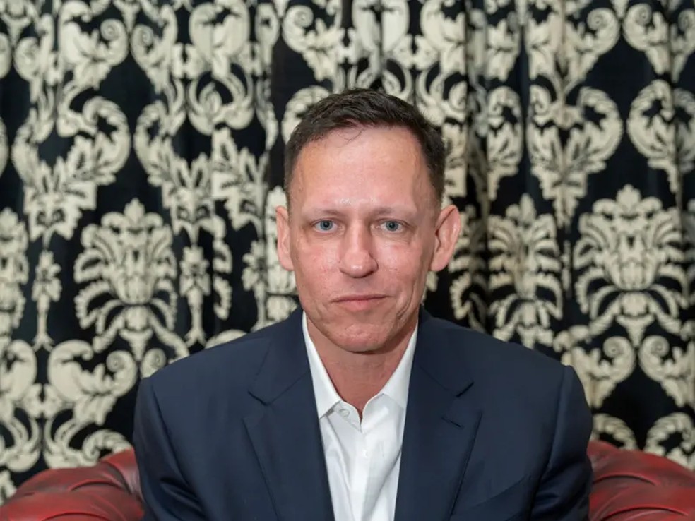 Peter Thiel fundou o PayPal ao lado de Elon Musk. Para Reich, ele faz parte do movimento antidemocrático que vem ganhando poder e influência nos Estados Unidos — Foto: Getty Images via BBC