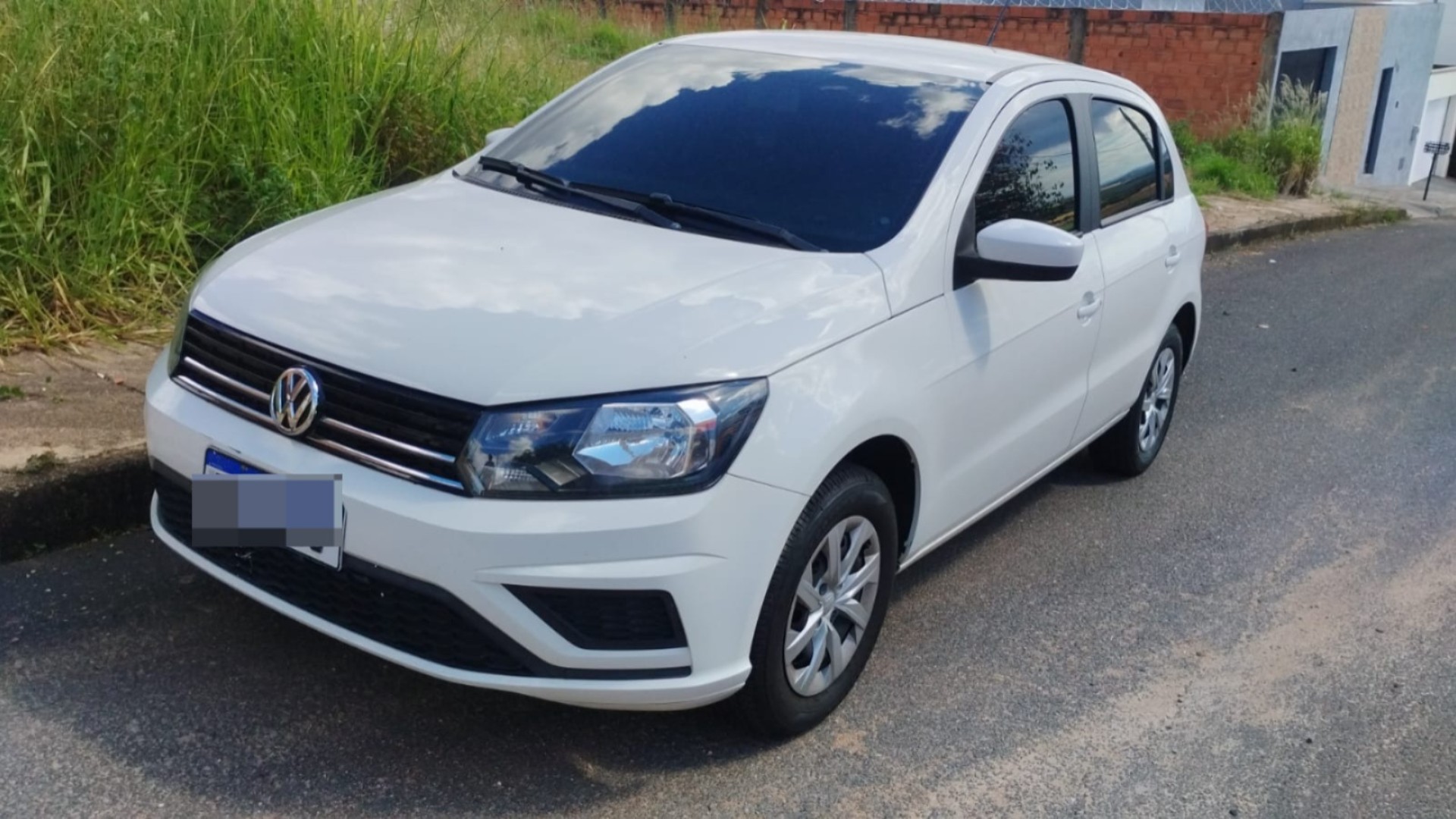 Funcionária desvia R$ 600 mil em carros de prestadores de serviço para a namorada e casal é preso em MG 