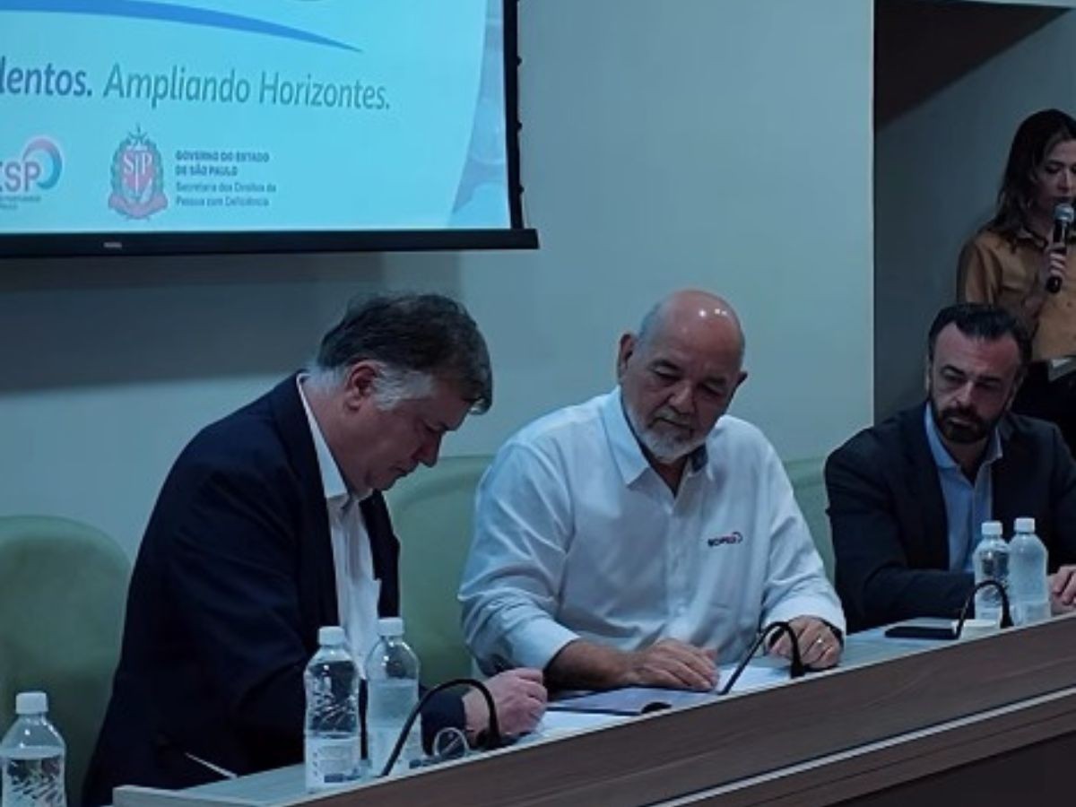 Novo acordo vai capacitar empresas para inclusão de pessoas com deficiência no Porto de Santos, SP