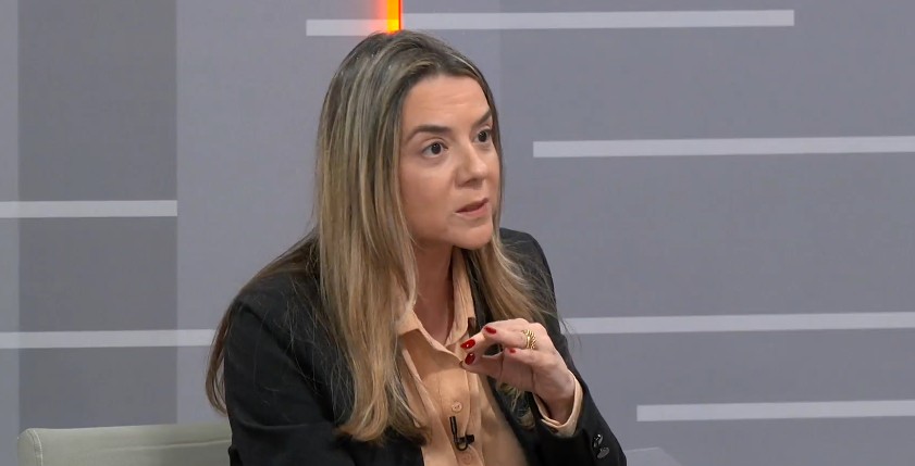Secretária defende uso de OSCs na Educação de BH em meio a greve de professores que dura 23 dias; entenda