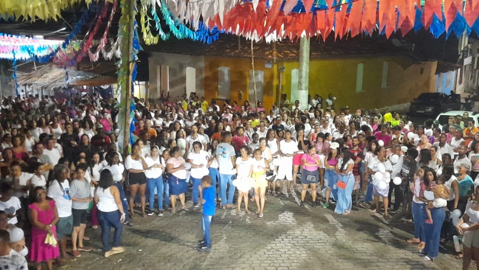 Família e amigos fizeram protesto em Camamu para cobrar celeridade nas investigações — Foto: Redes sociais