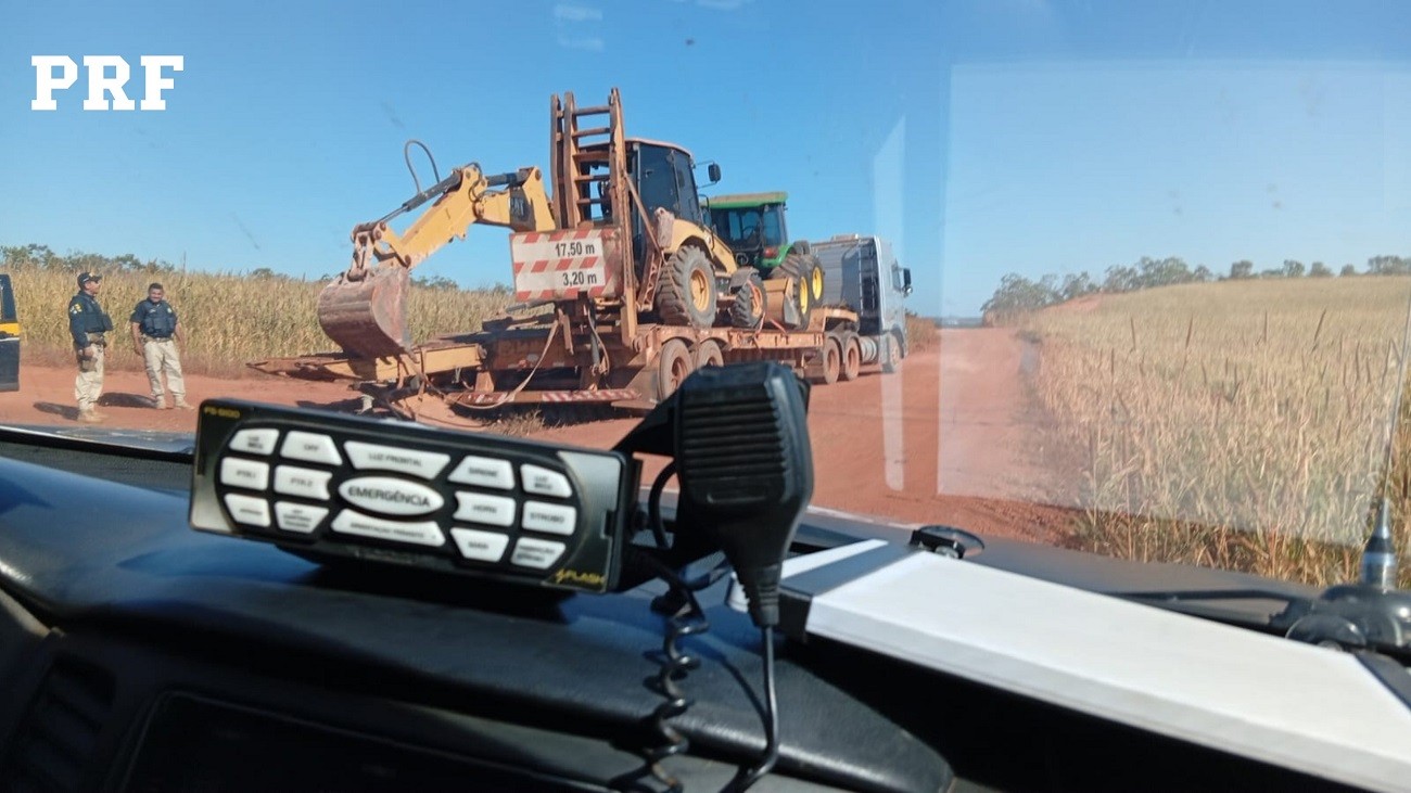 Maquinários avaliados em R$ 2 milhões são recuperados pela PRF após roubo em canteiro de obras no TO