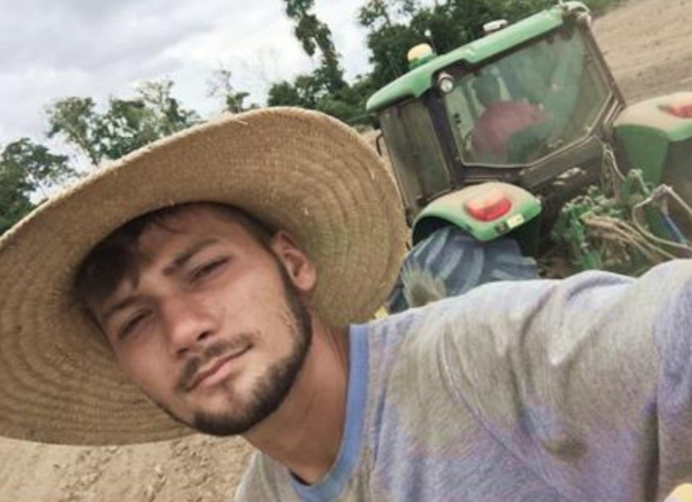 Eduardo Pereira Vilas, 27 anos , vitíma de acidente na BR-364  — Foto: Reprodução/ redes sociais