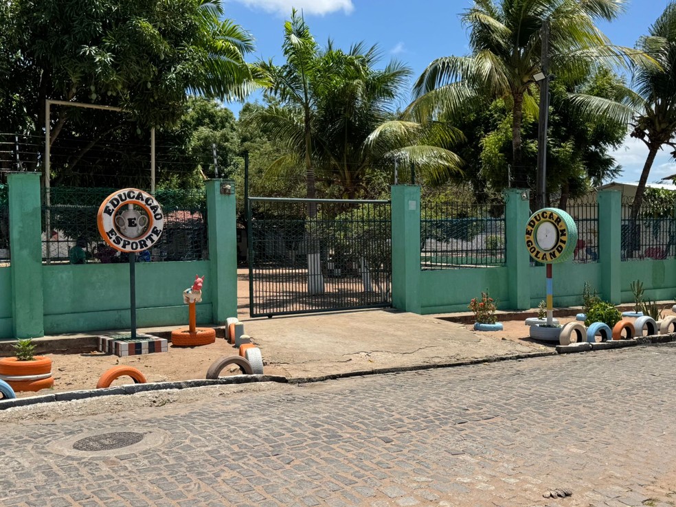 Adolescente desaparecida passou na frente de projeto social durante o trajeto para a escola no bairro Golandim, em São Gonçalo do Amarante — Foto: Sérgio Henrique Santos/Inter TV Cabugi