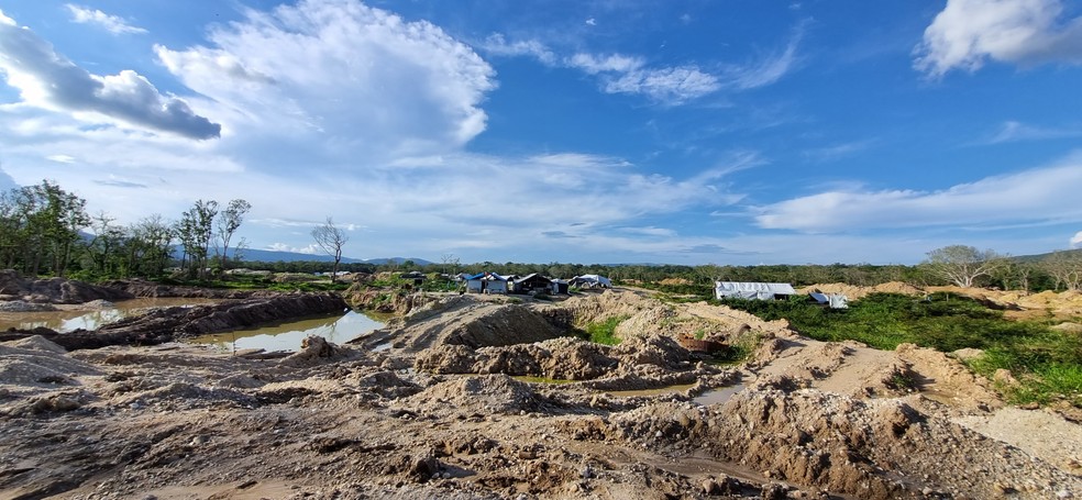 whatsapp-image-2023-12-15-at-07.29.35 Operação destrói R$ 20 milhões em maquinários de garimpo ilegal na Terra Indígena Sararé em MT