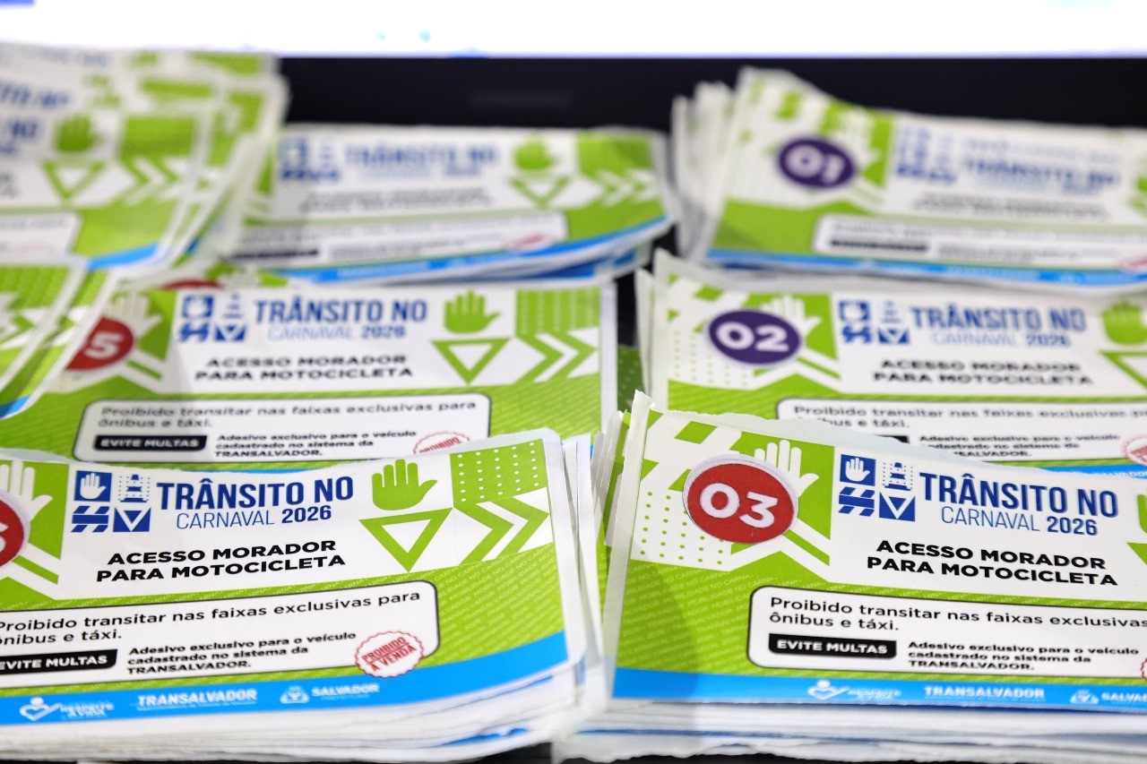 Perdeu o cadastramento online? Veja como retirar credenciais de veículos para zonas de restrição do Carnaval de Salvador