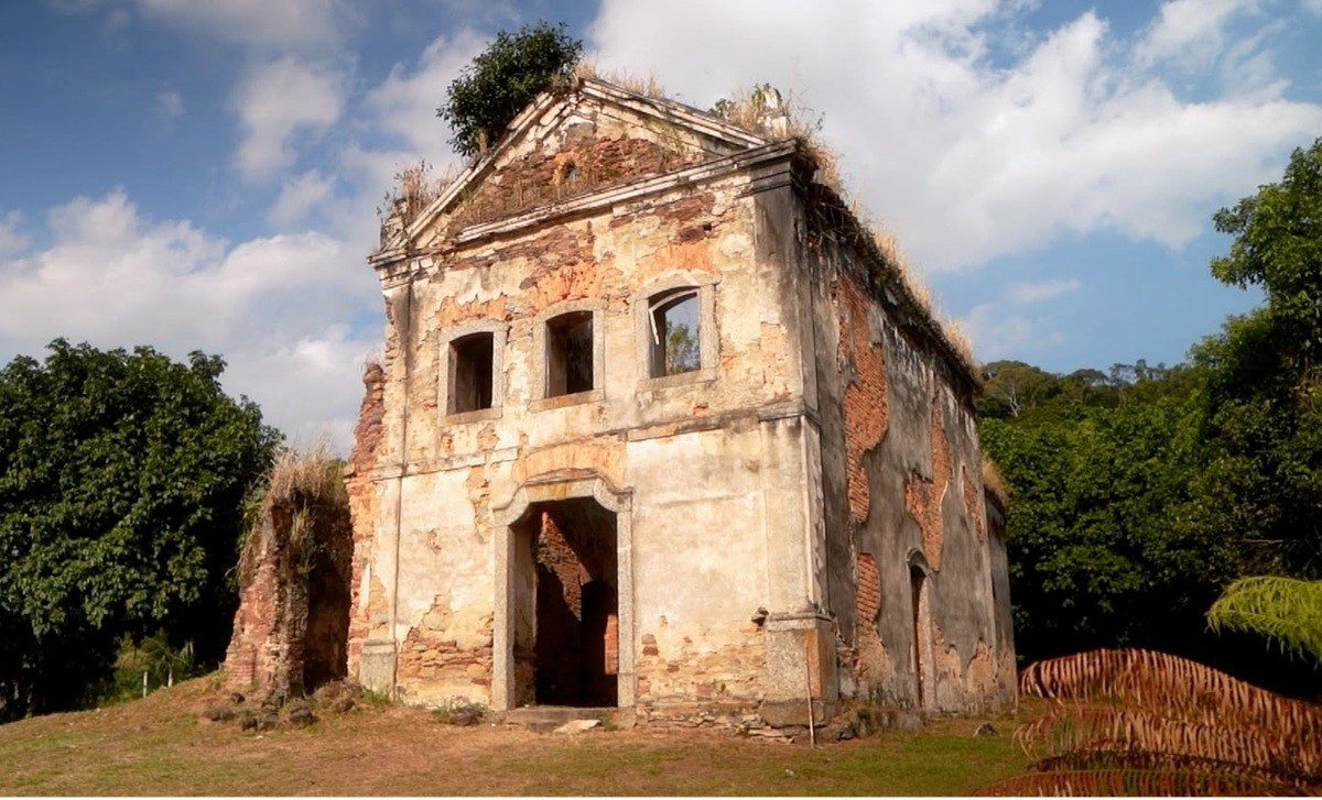 Após restauração, ruínas de igreja construída em 1734 são reabertas ao público em Cachoeiras de Macacu