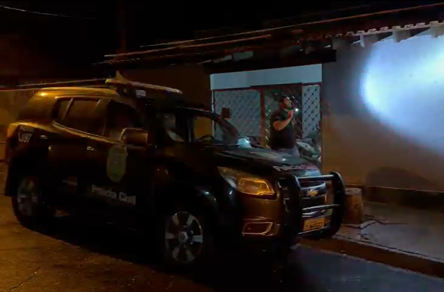 Casal é assaltado e amarrado dentro de casa em Santa Fé do Sul