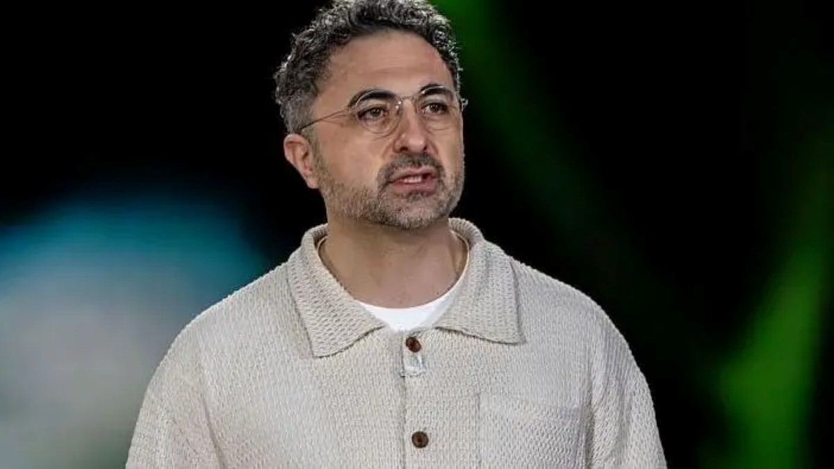 O alerta de chefe da Microsoft sobre a IA: 'Tratar a IA como humana é um erro'