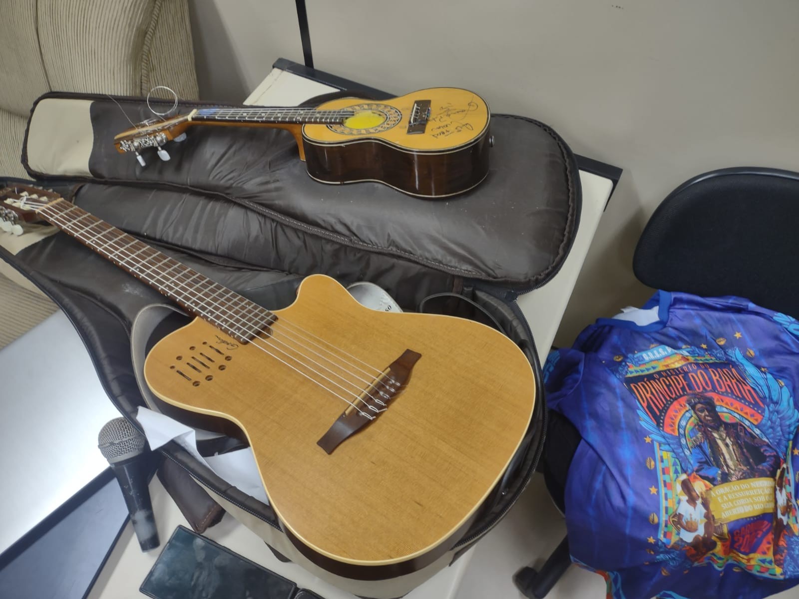 Polícia recupera instrumentos musicais roubados de compositores da Portela 