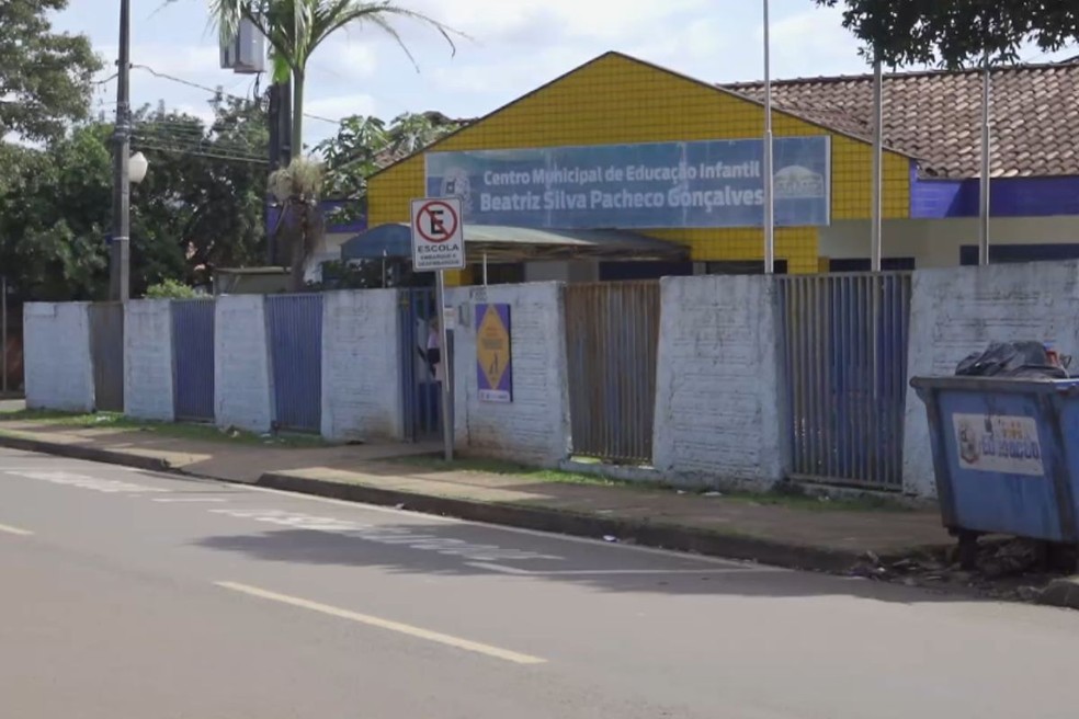 Acidente aconteceu no Centro Municipal de Educação Infantil (CMEI) Beatriz Silva Pacheco Gonçalves, em Sarandi, no Paraná. — Foto: Reprodução/RPC