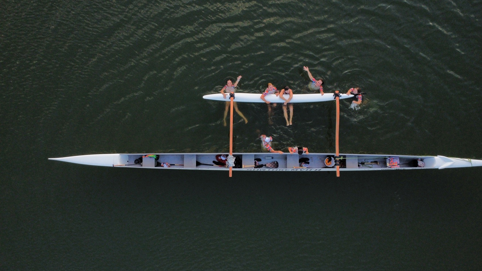 Passeios de canoa havaiana e expedições fluviais impulsionam turismo esportivo em Santarém 