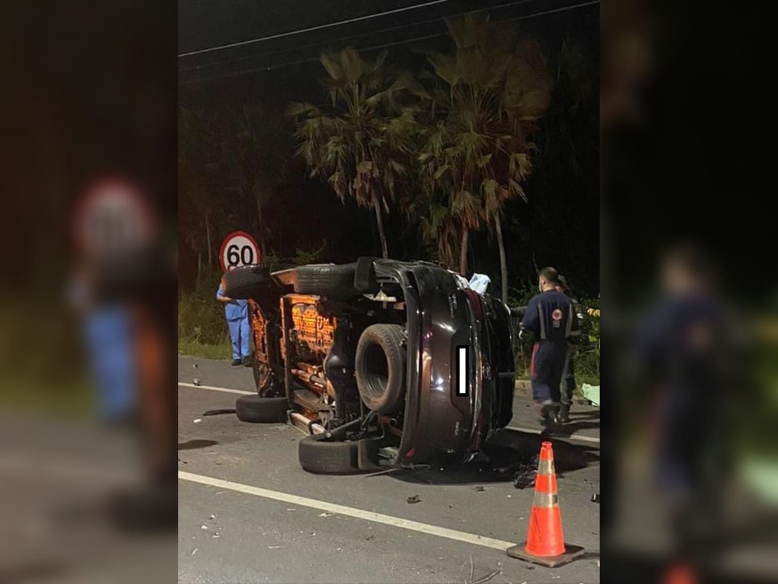 Criança e babá morrem em colisão entre carro e caminhonete em rodovia na Grande Fortaleza; vídeo