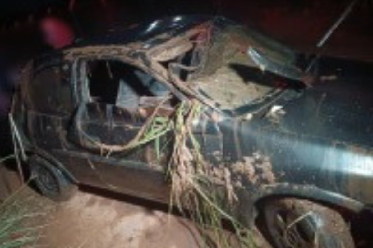 Motorista é preso após morte de passageiro em carro submerso na área rural de Limeira