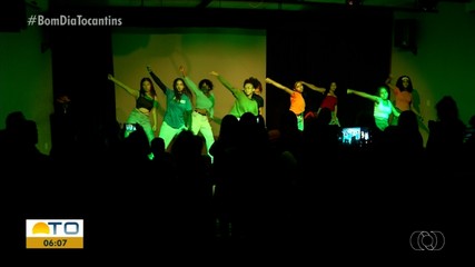 Sarau artístico: espetáculo da Pracinha da Cultura movimentou a noite no Morada do Sol II