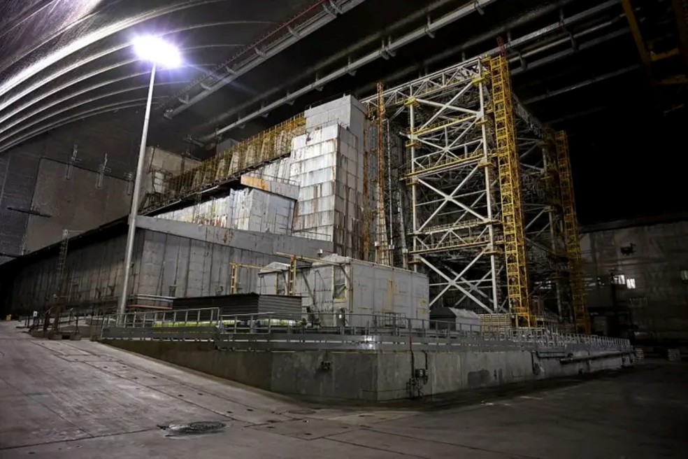 Cerca de 10 metros abaixo do reator 4 de Chernobyl, existe uma rede de salas e corredores que Doroshenko percorre uma vez por mês — Foto: Getty Images via BBC