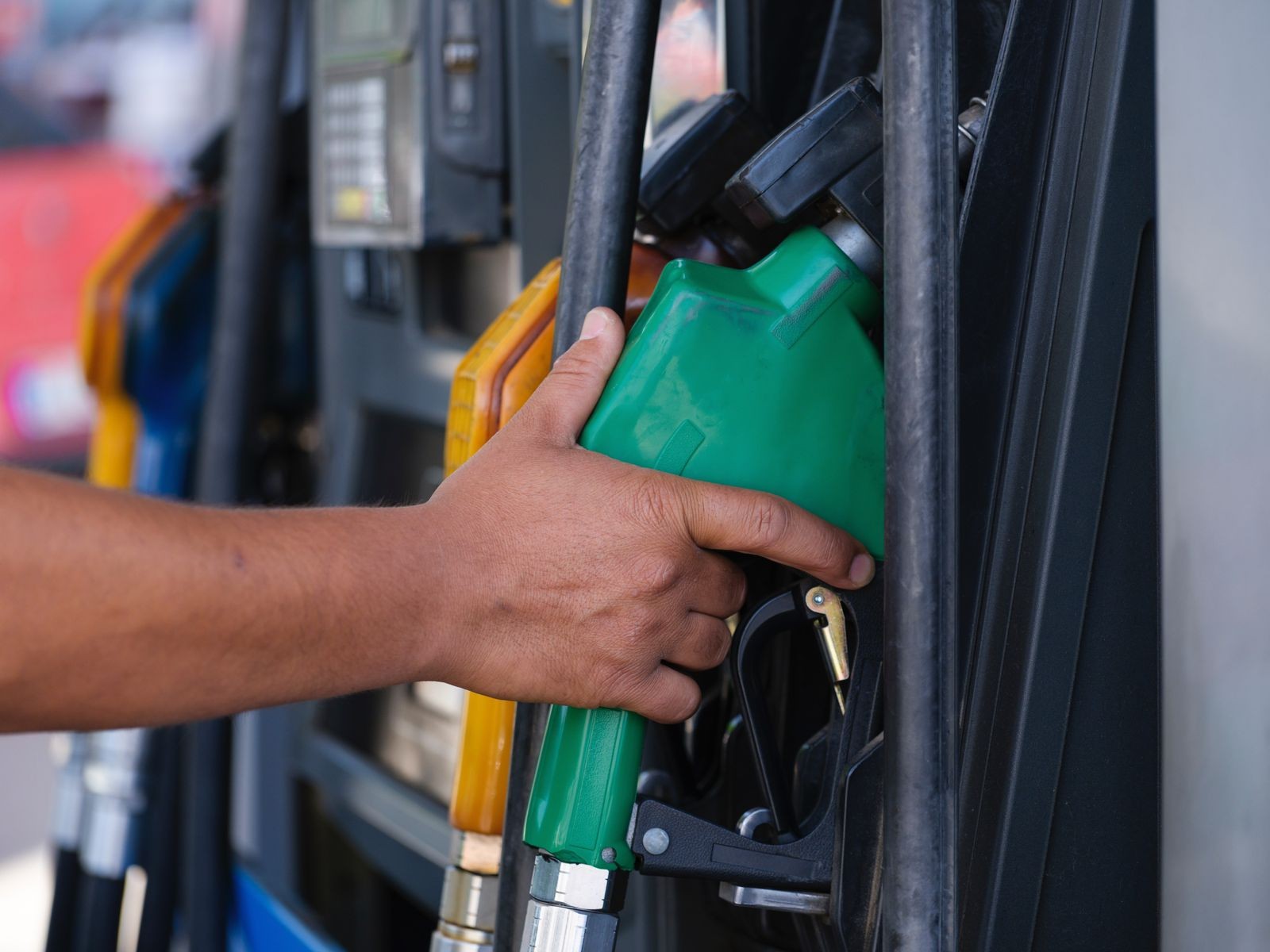 Preço da gasolina cresce em Taubaté e se mantém estável em São José; etanol sobe em ambas as cidades