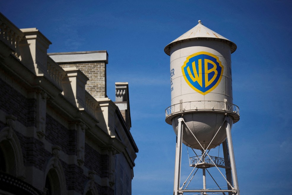 Torre de &Aacute;gua da Warner Bros &eacute; retratada nos est&uacute;dios da Warner Bros, em Burbank, Calif&oacute;rnia, EUA &mdash; Foto: Reuters