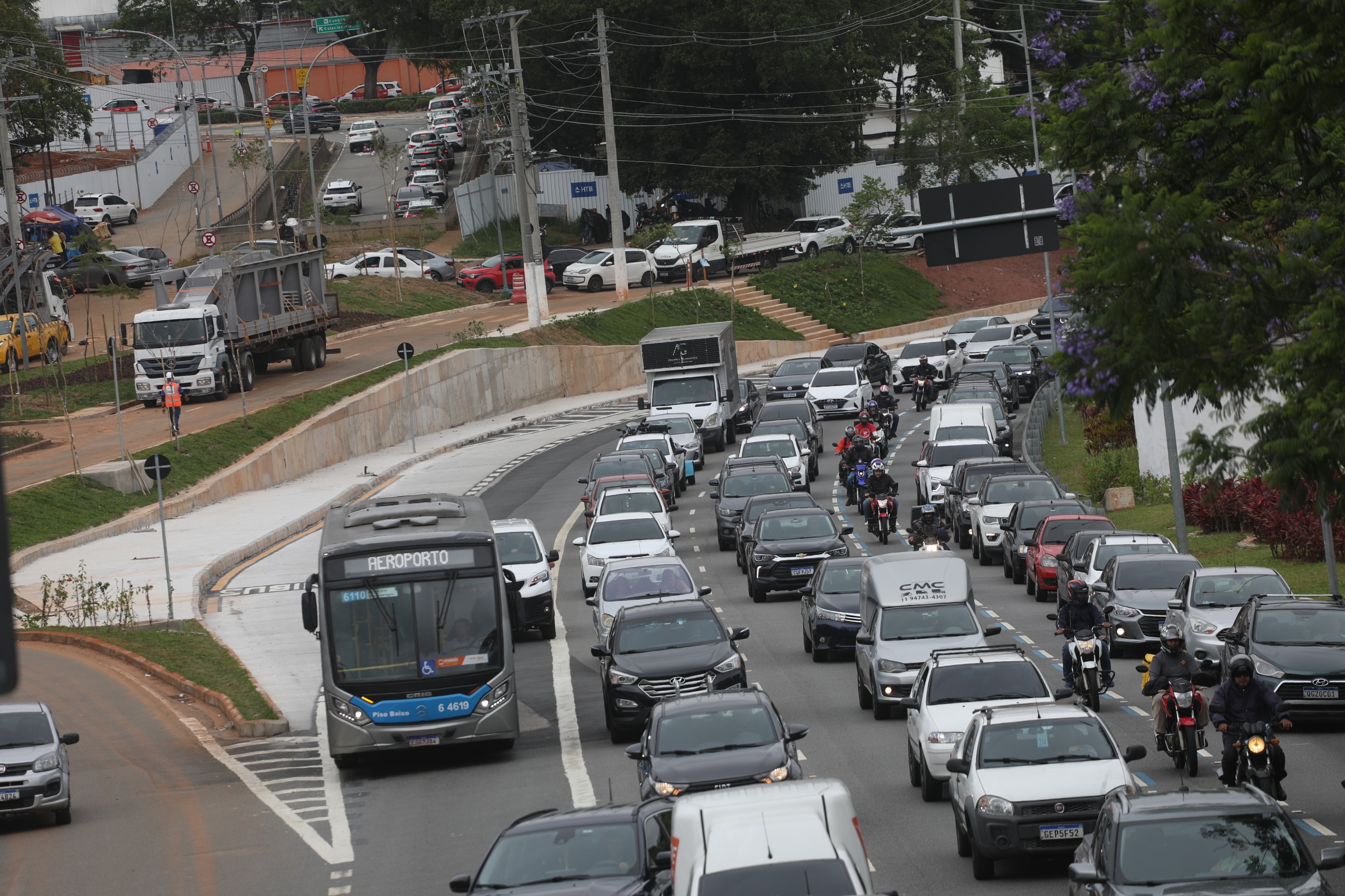 Rodízio de carros está suspenso na cidade de SP a partir desta segunda 