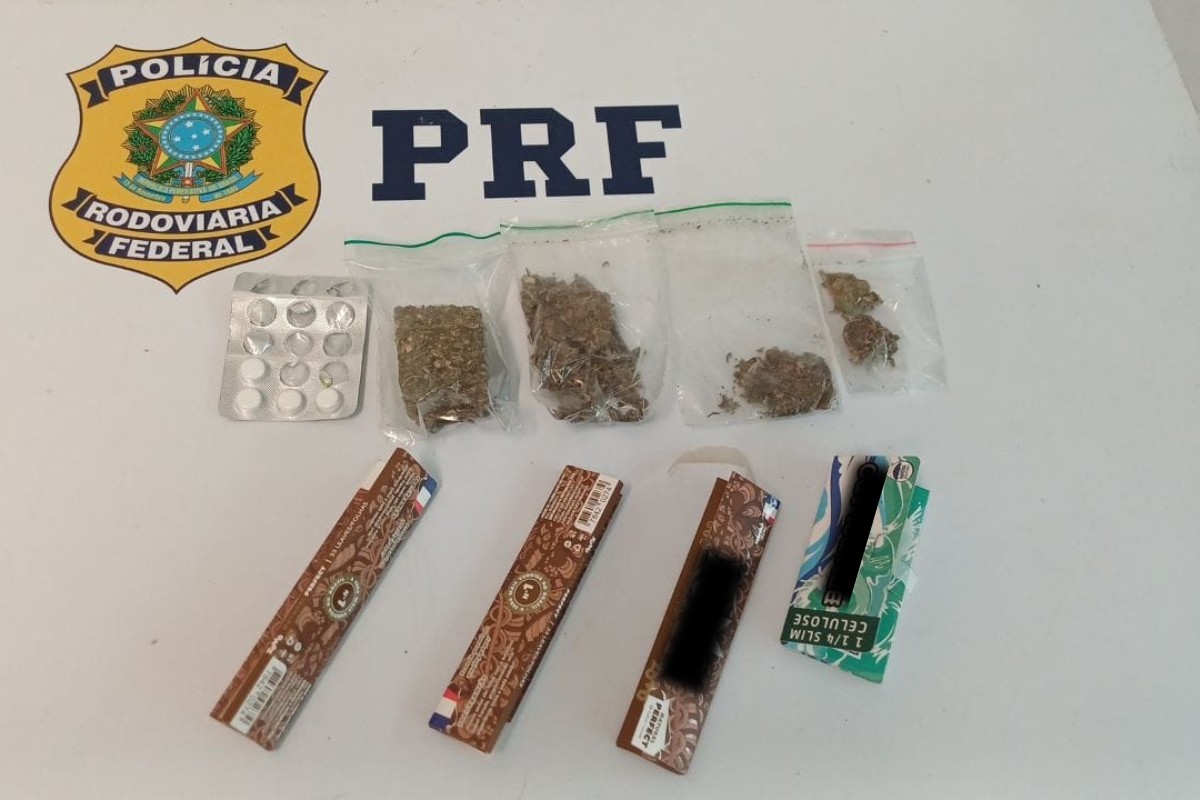 Caminhoneiro é flagrado com rebite e maconha durante fiscalização na Via Dutra, em Barra Mansa