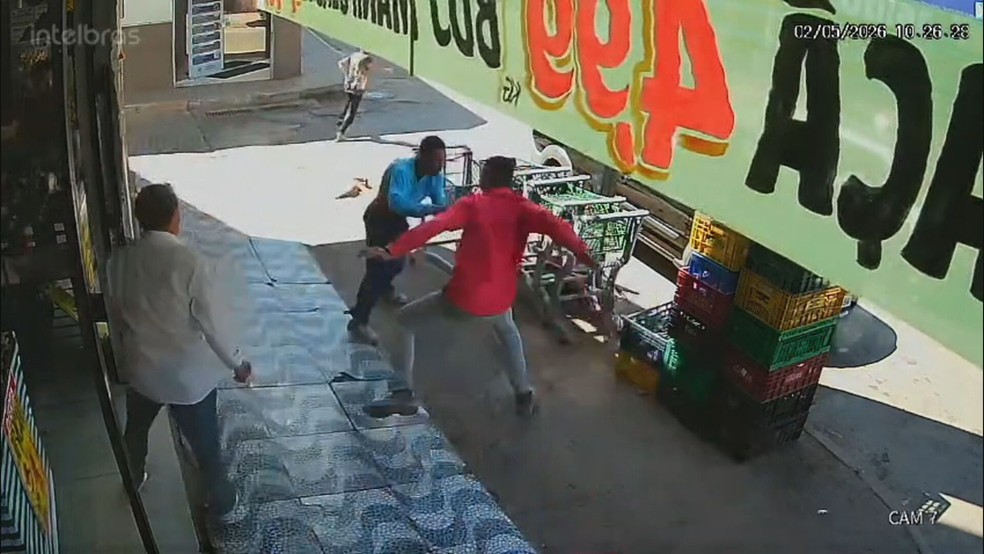 Homem é morto a golpes de facão no Itapoã, no DF — Foto: Reprodução