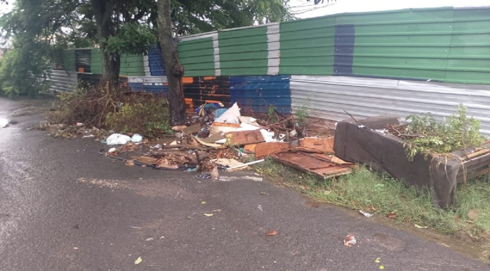 2 de 3
Mar&iacute;lia sanciona lei que multa donos de terrenos sujos e paga recompensa por den&uacute;ncias &mdash; Foto: Prefeitura de Mar&iacute;lia/Divulga&ccedil;&atilde;o