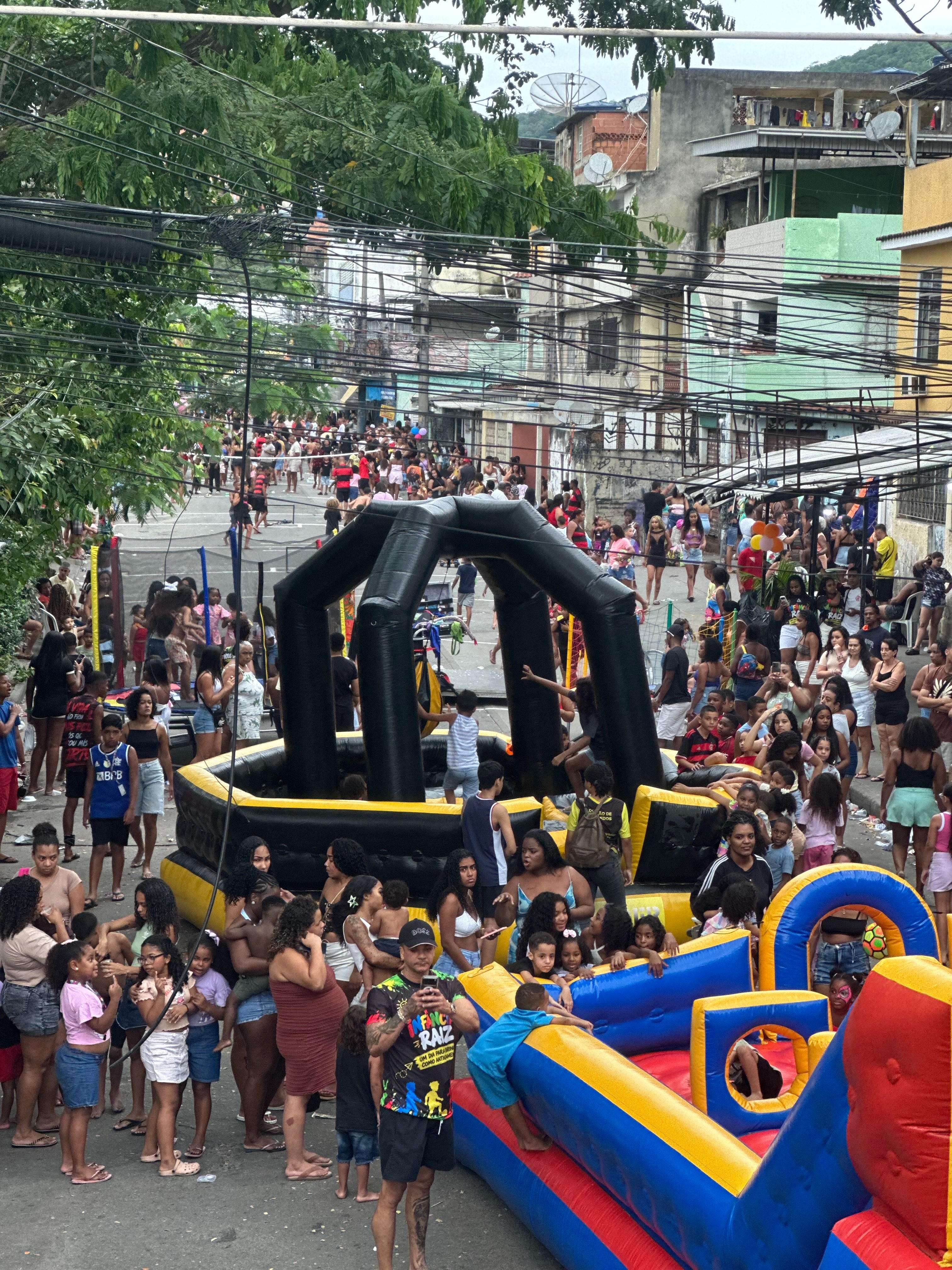 Da rua onde corpos foram enfileirados à festa das crianças: como a Penha tenta reconstruir a rotina após a megaoperação