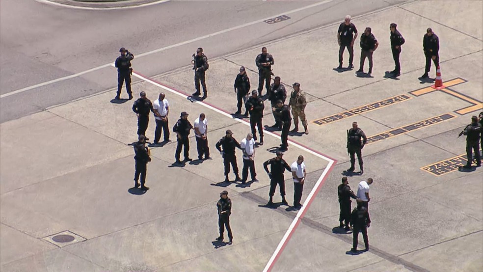 Chefões do CV são transferidos para presídios federais — Foto: Genilson Araújo/TV Globo