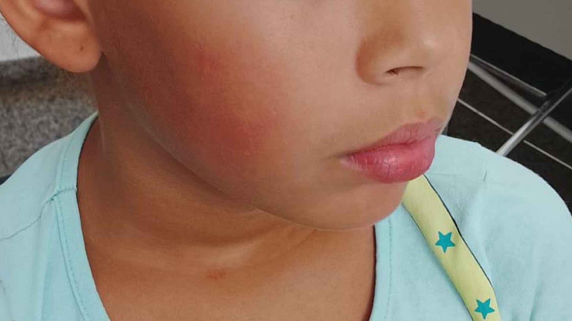 Monitora é afastada por suspeita de dar tapa no rosto de criança em ônibus escolar no interior de SP