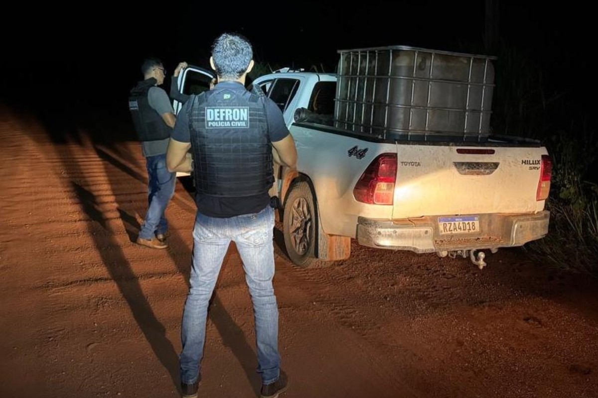 Motorista é preso por tentar levar mil litros de diesel para garimpo ilegal na Terra Indígena Sararé em MT