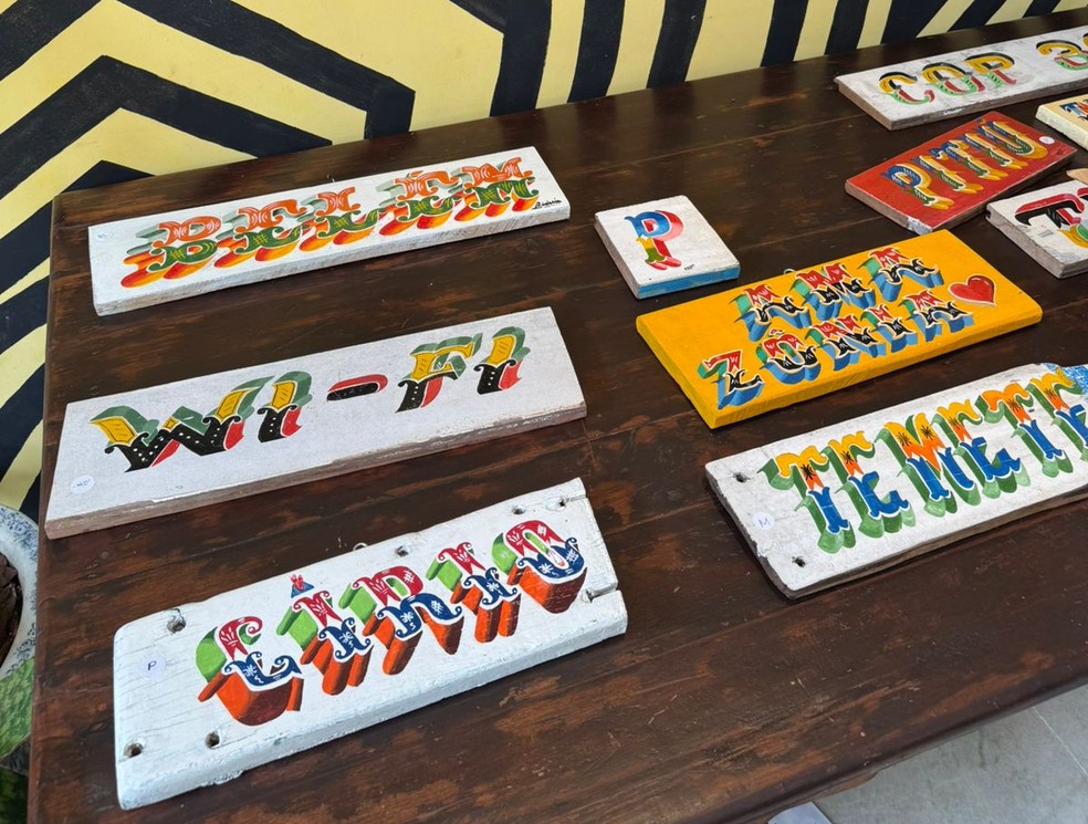 Material produzido pelos abridores de letras do Pará — Foto: Paula Paiva Paulo/g1