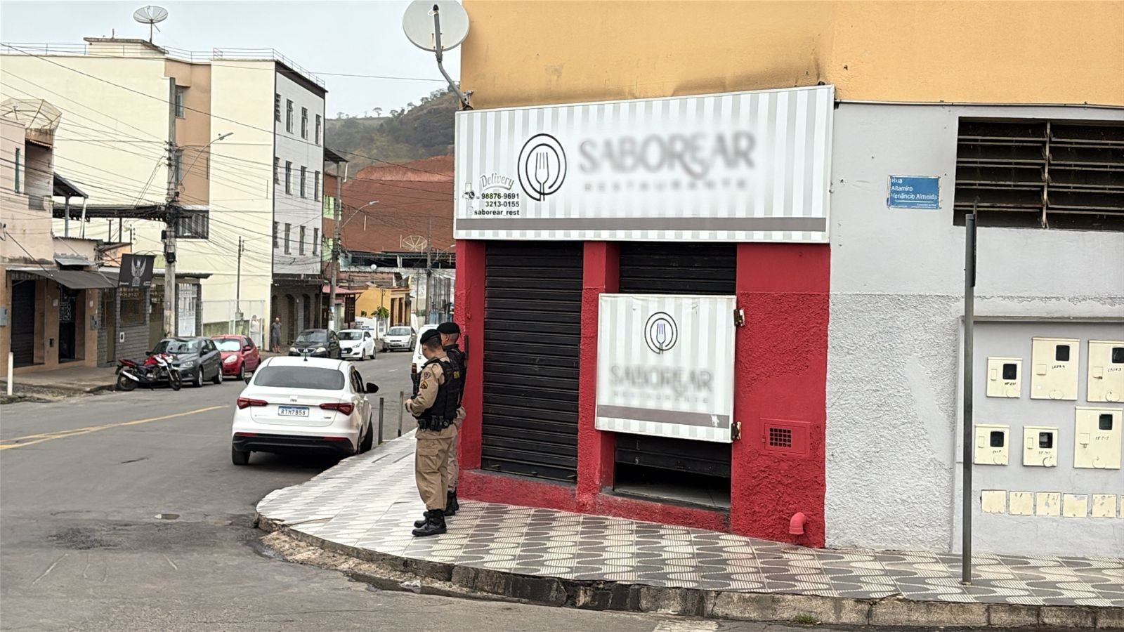 Funcionária é esfaqueada pelo patrão dentro de restaurante em Juiz de Fora