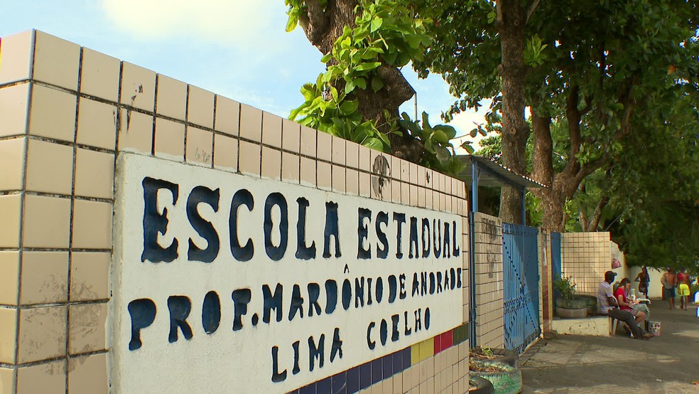 Erem Professor Mardônio de Andrade Lima Coelho fica no bairro de Água Fria, na Zona Norte do Recife — Foto: Reprodução/TV Globo