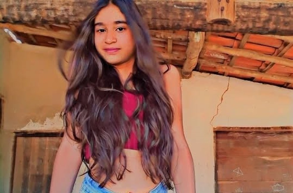 Adolescente de 15 anos grávida foi encontrada morta dentro de casa no Piauí — Foto: Arquivo pessoal