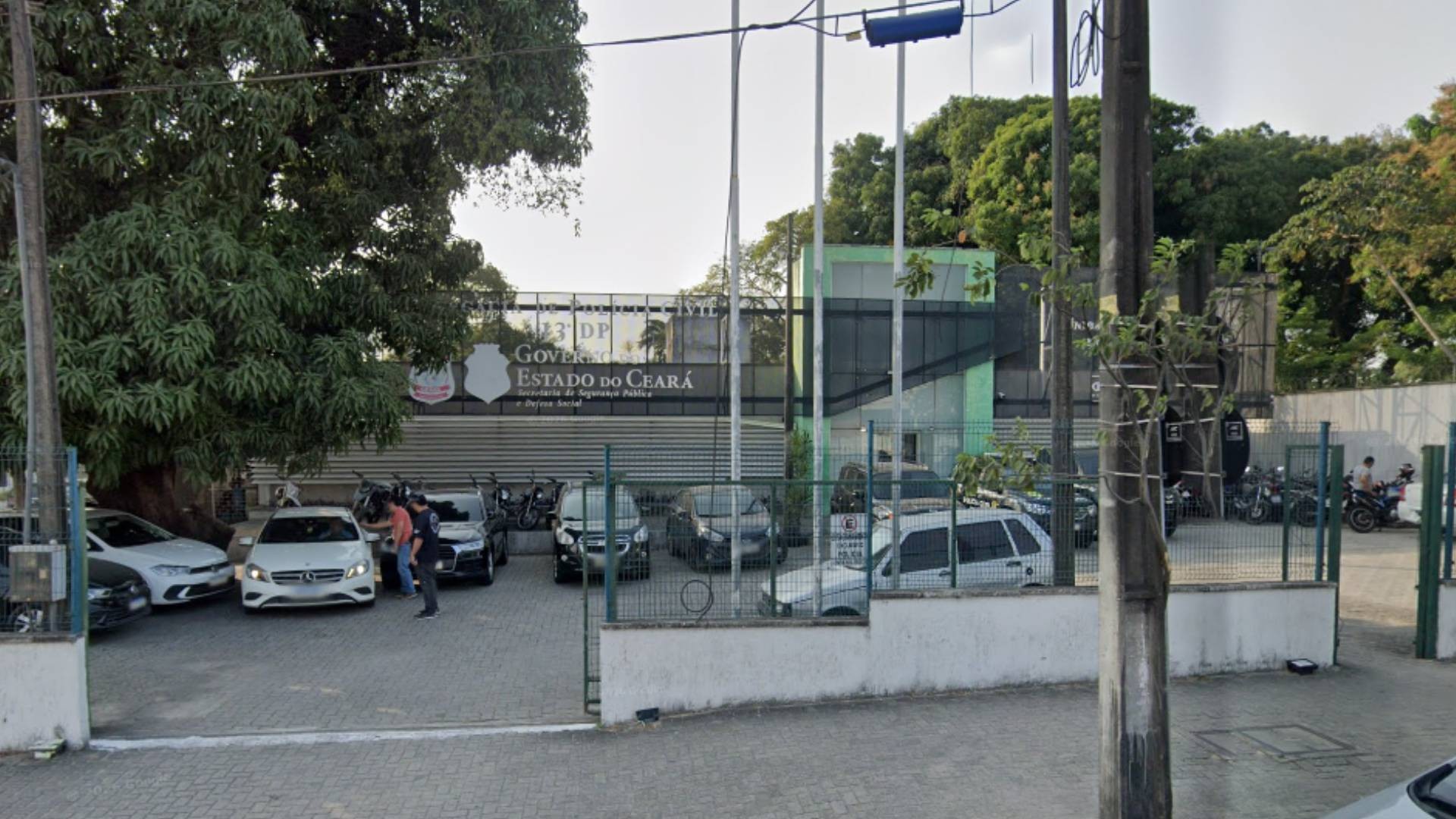 Advogado é preso por dirigir Porsche bêbado, mas paga fiança e é solto | G1