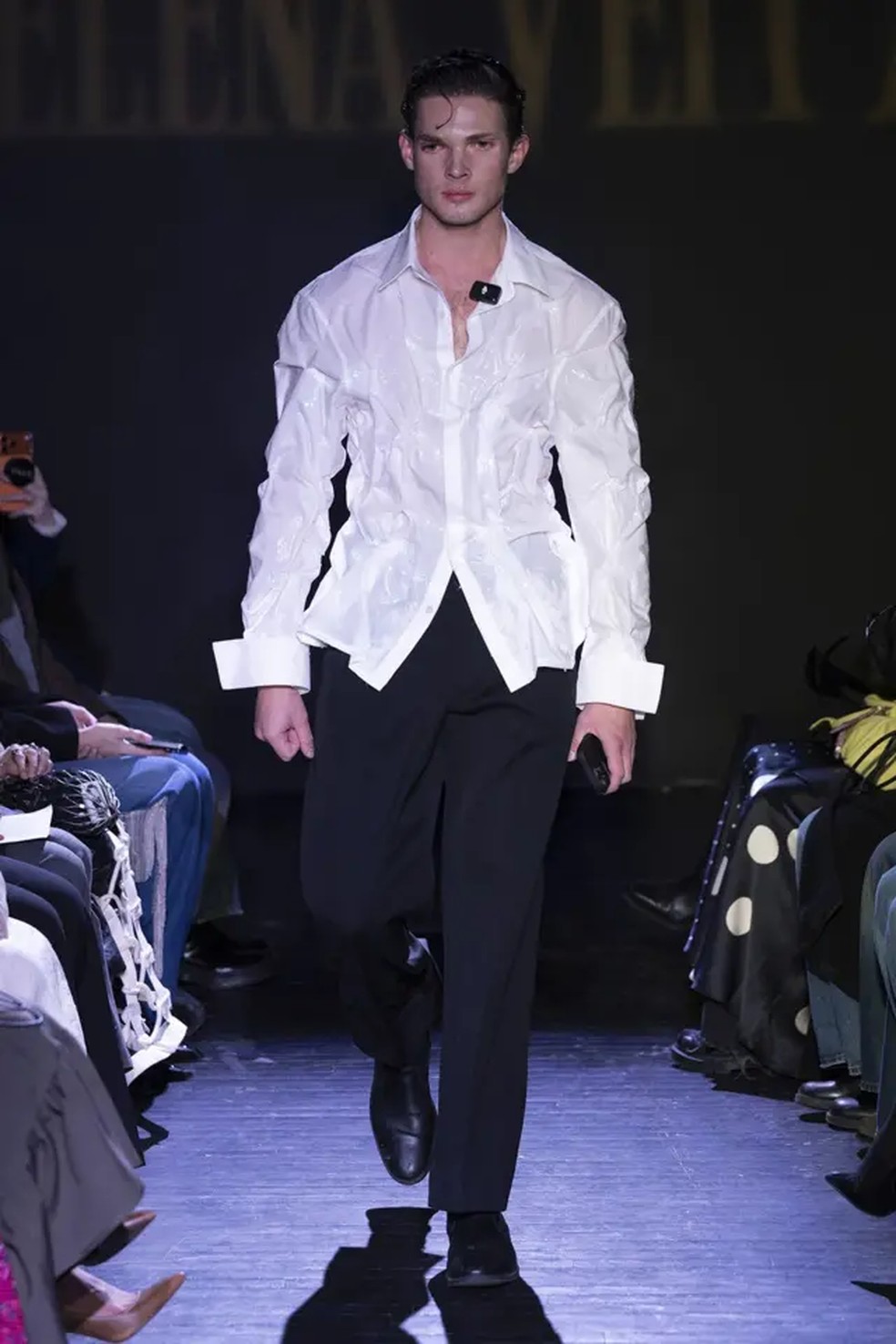 Braden Peters, "Clavicular", desfilou na Semana de Moda de Nova York, nos Estados Unidos, em fevereiro de 2026 — Foto: CRÉDITO, VICTOR VIRGILE/GAMMA-RAPHO VIA GETTY IMAGES