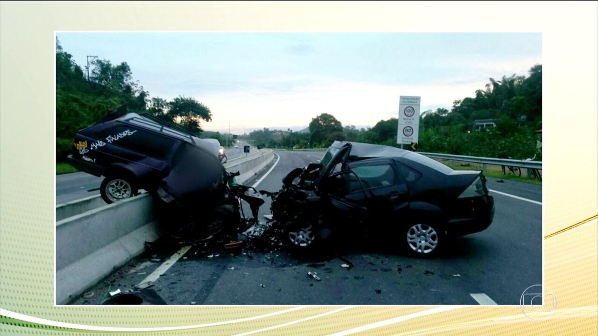 Dois Acidentes Graves Deixam Ao Menos 10 Mortos Na Br 101 No Rj Rio De Janeiro G1