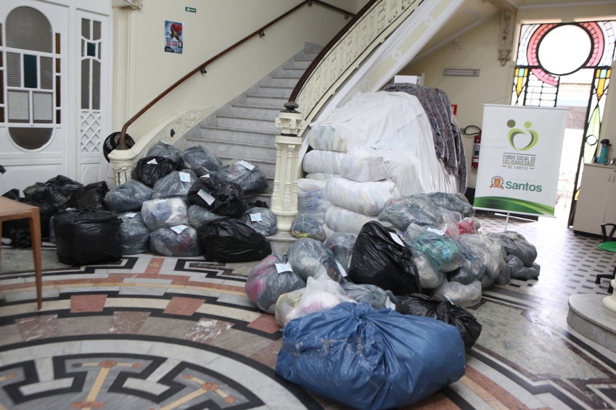 Fundo Social de Santos arrecada doações para vítimas das chuvas no Vale do Ribeira; veja o que doar