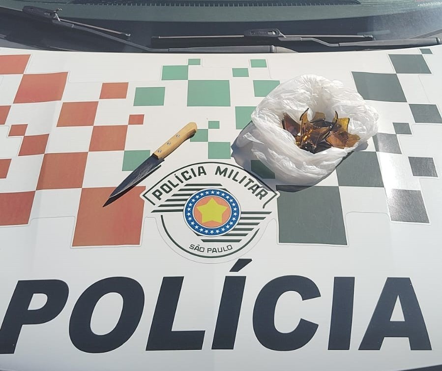 Em briga de bar, idoso arremeça garrafa em proprietário de estabelecimento e tenta golpeá-lo com faca, em Dracena