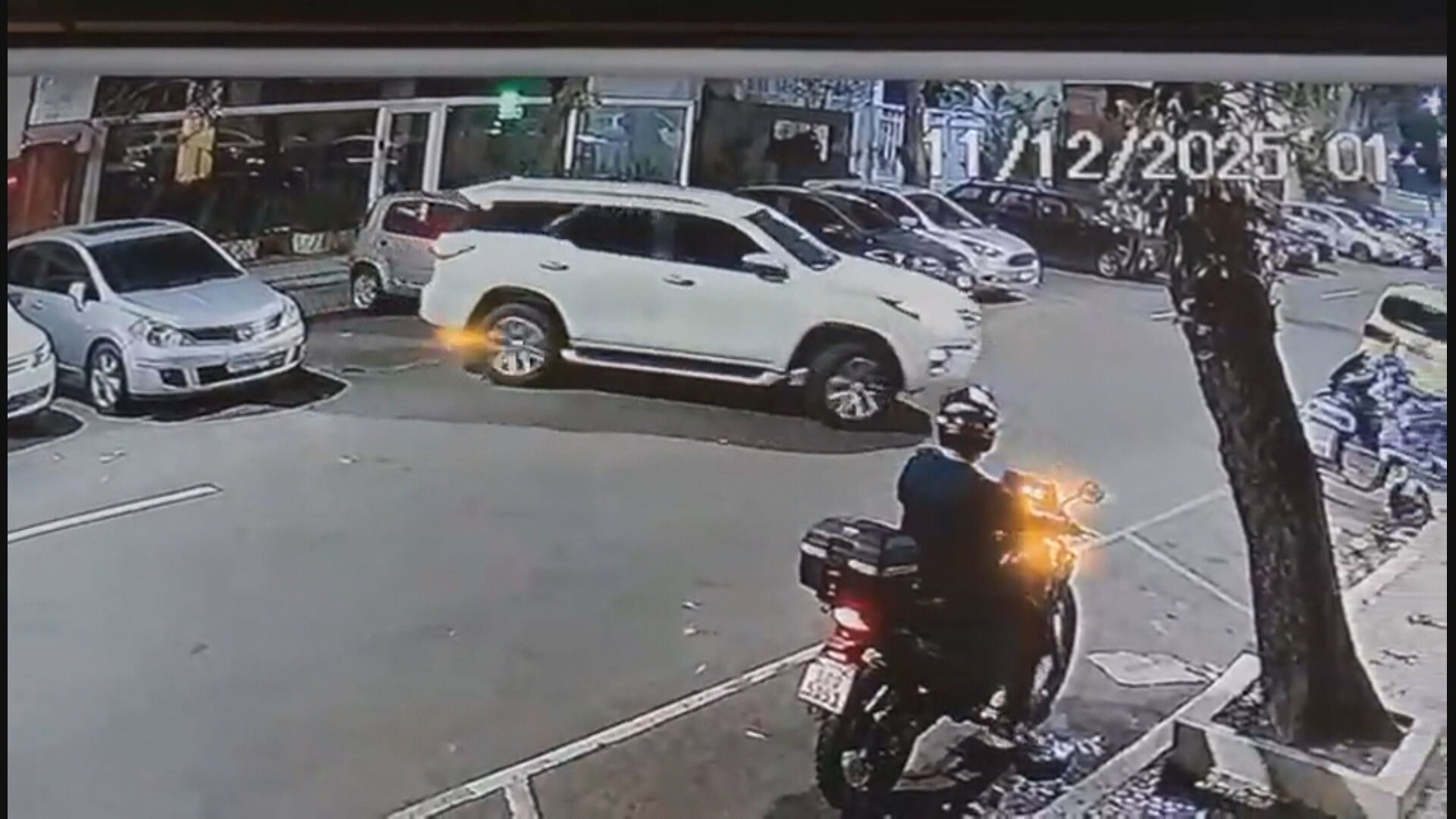 Polícia desmantela quadrilha que roubava caminhonetes de luxo para vender para traficantes do Complexo da Maré