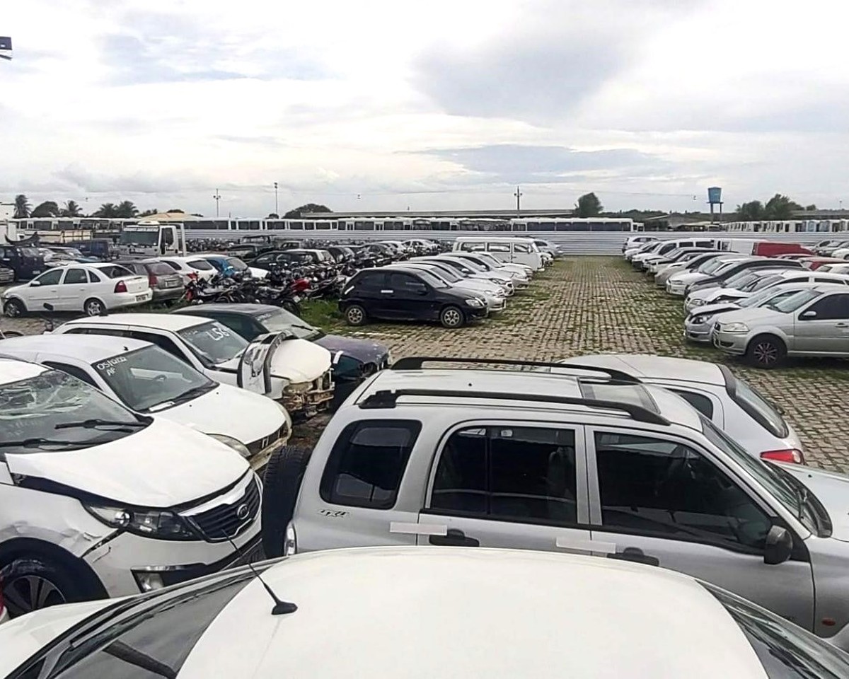 Detran realiza leilão com 129 lotes entre veículos e sucatas no RN